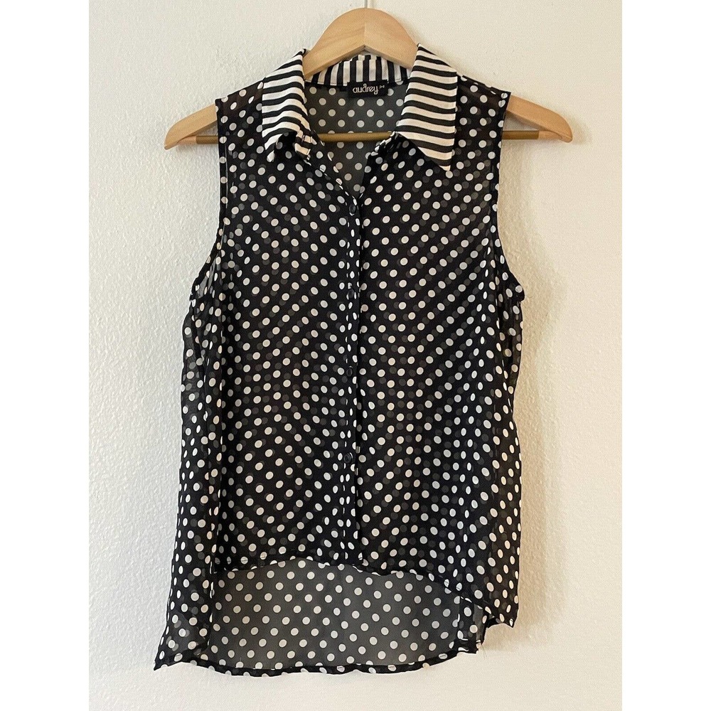 Audrey 3+1 Size S/M Black White Polka Dot Sleeveless Blouse High-Low‎ Button Up